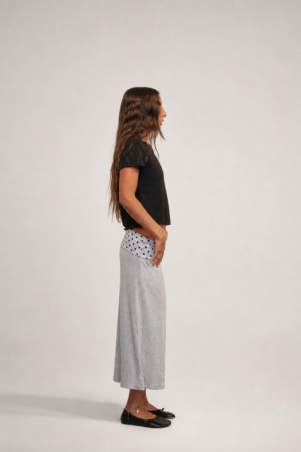 ESCONDIDO CAPRIS — Femera